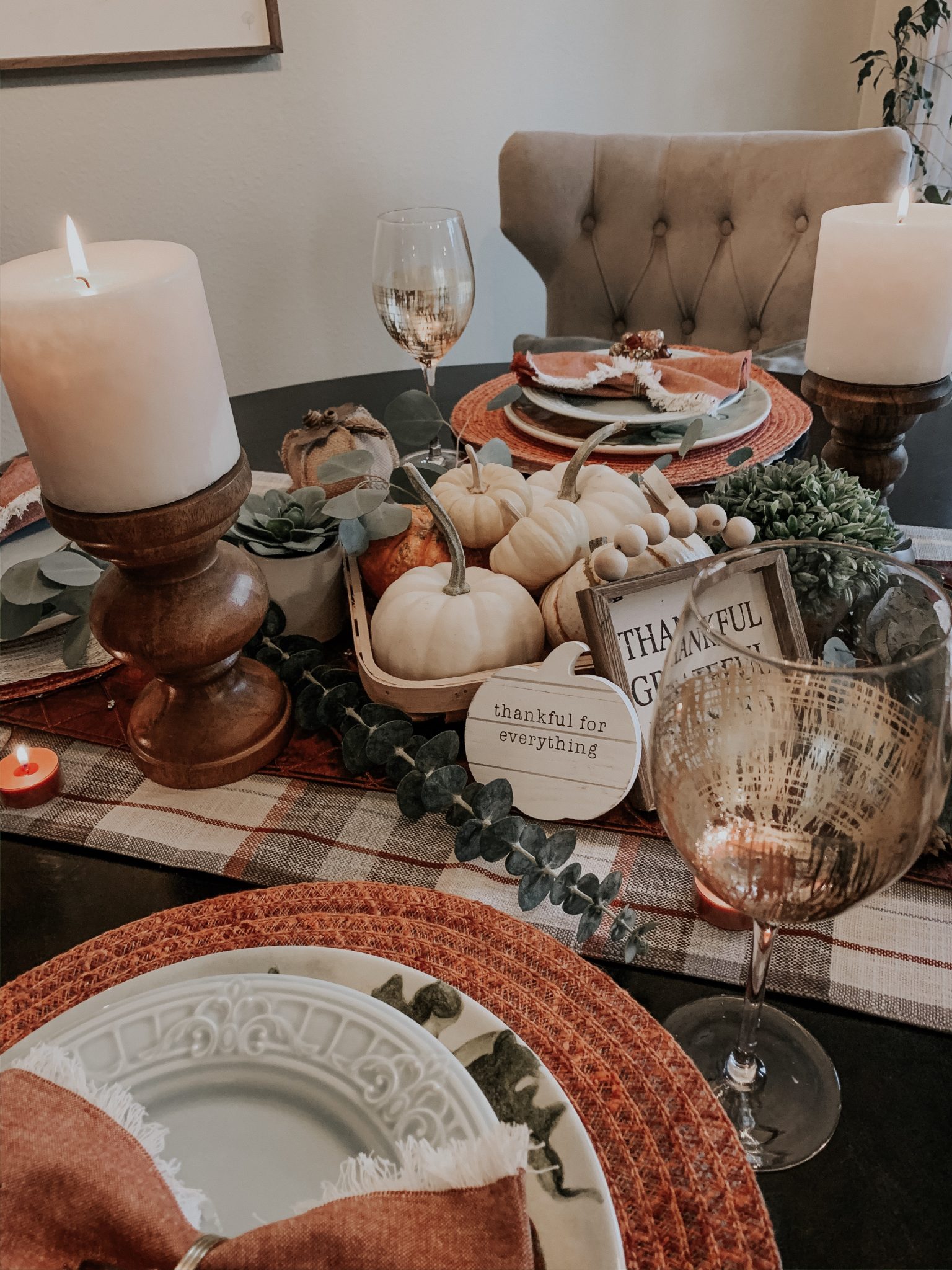 Thanksgiving Tablescape - Home Has My Heart | Blog