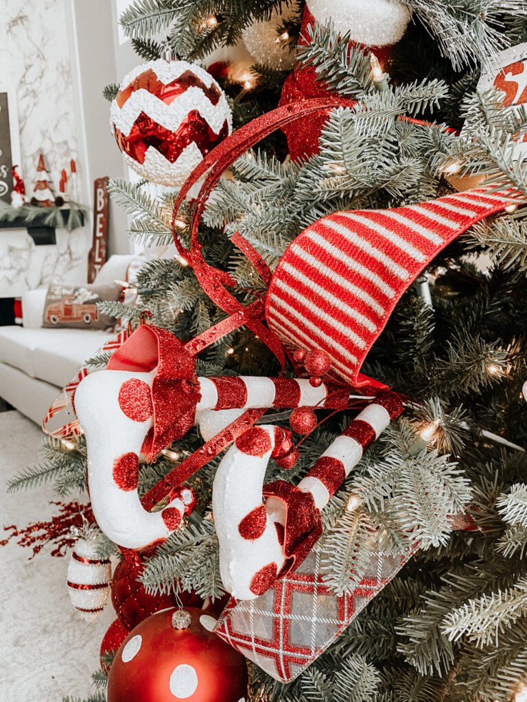 Adding Ribbon to Your Christmas Ornaments