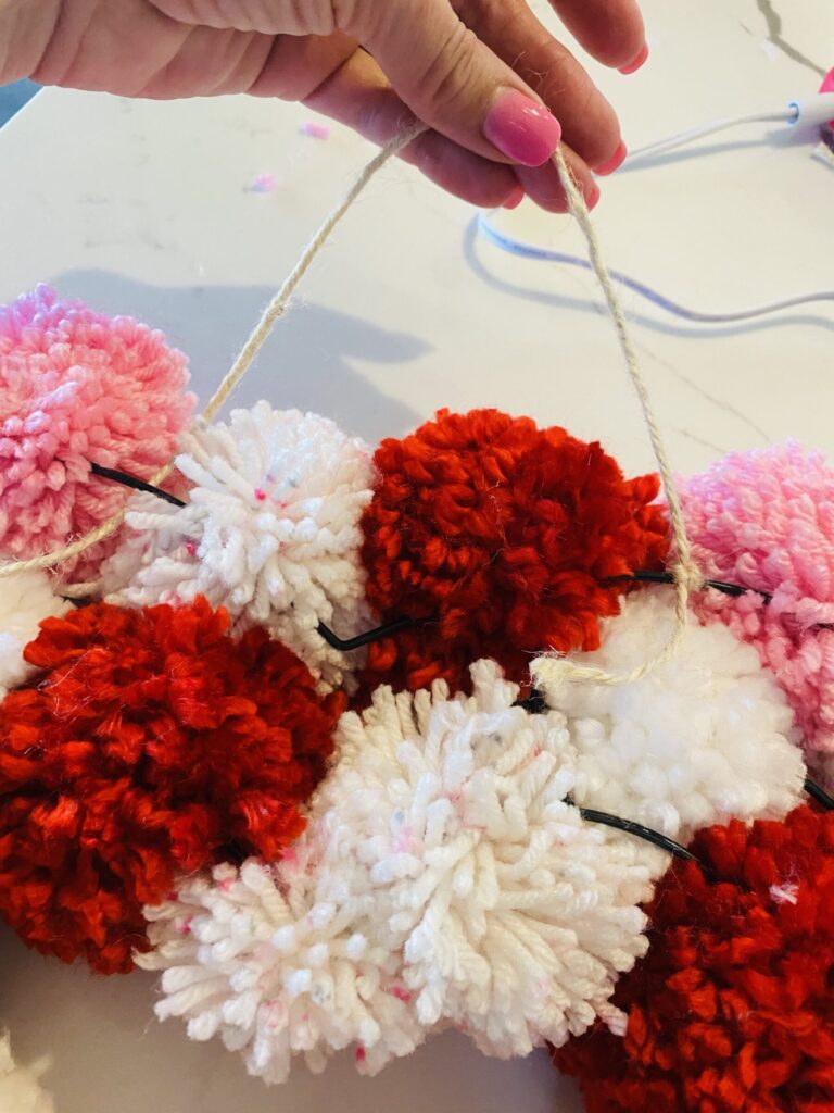 pom pom making