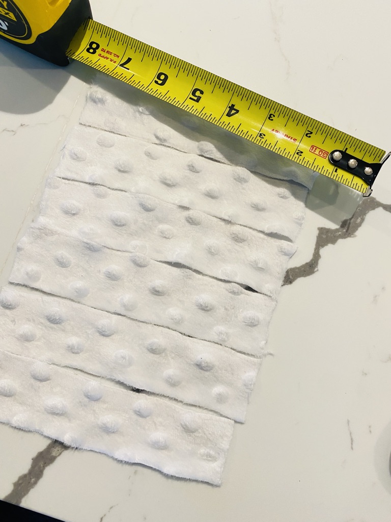 measuring fabric for white DIY Chenille Rag Wreath for valentine's day